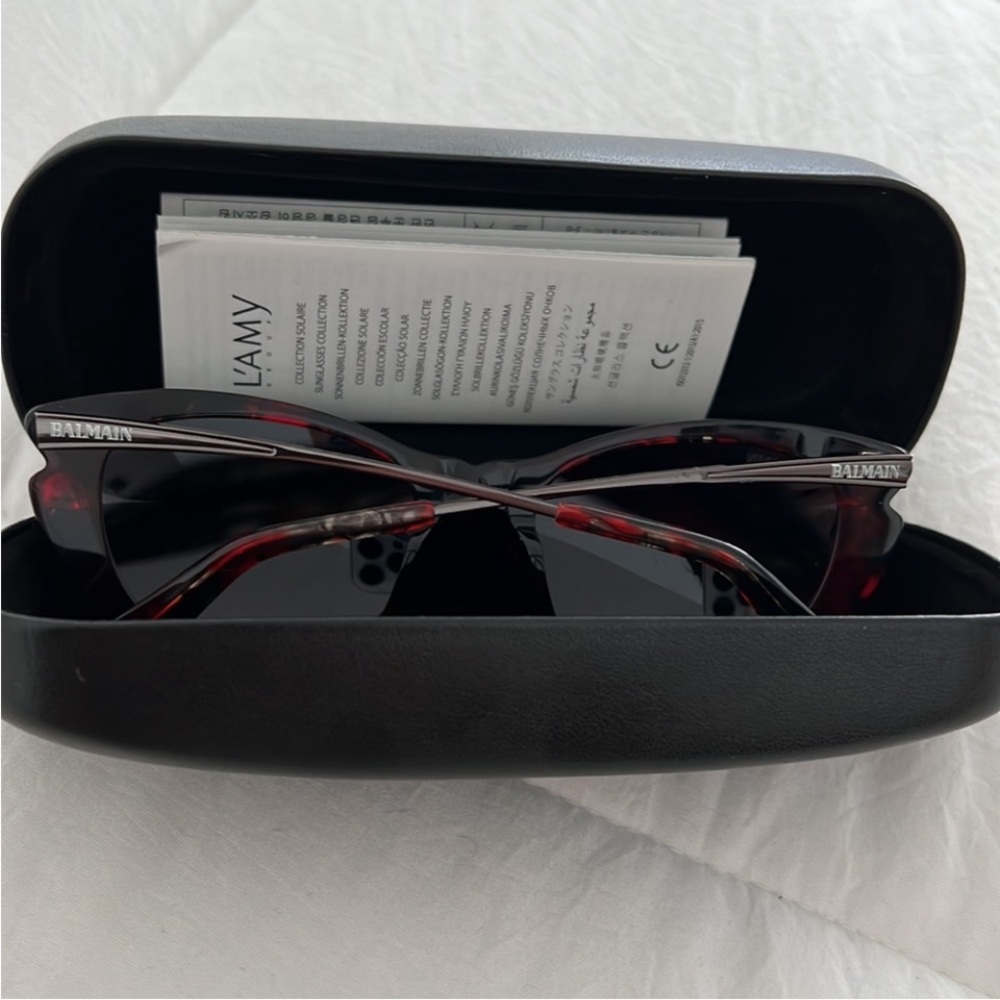 Official Balmain sunglasses - Picture 6 of 12